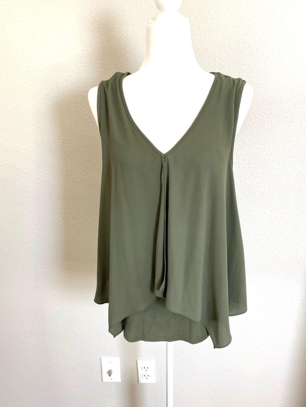 Bar III Olive V-Neck Sleeveless Overlay Blouse